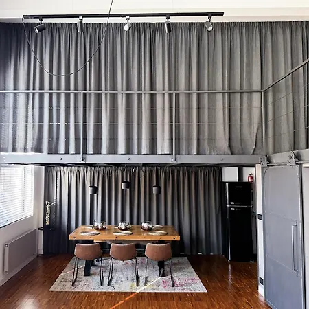 The Factory Loft Appartamento Praga